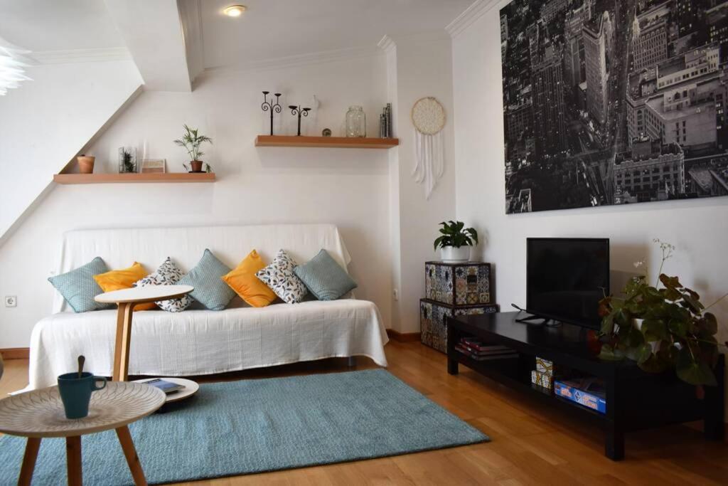 Precioso Atico En Pleno Centro De O Grove Apartment Ngoại thất bức ảnh